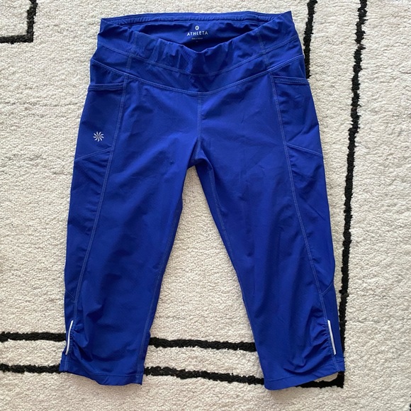 ATHLETA Blue Dobby Be Free Knicker Crop Leggings - Picture 2 of 9